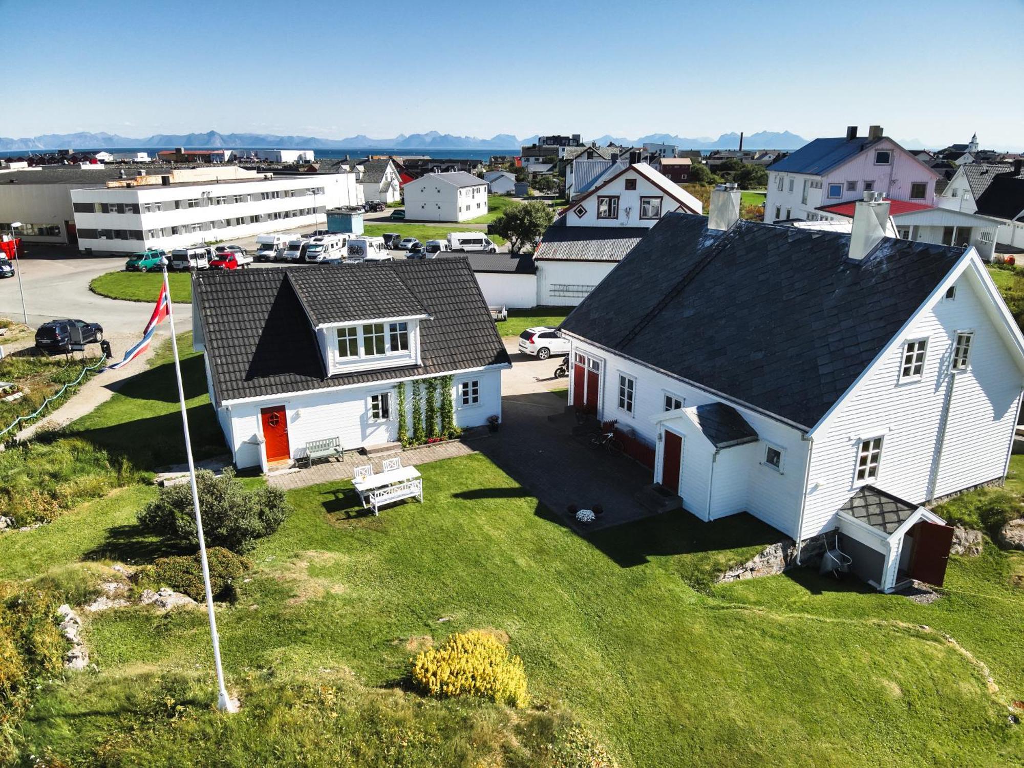 Den Gamle Fyrmesterboligen Andenes Extérieur photo